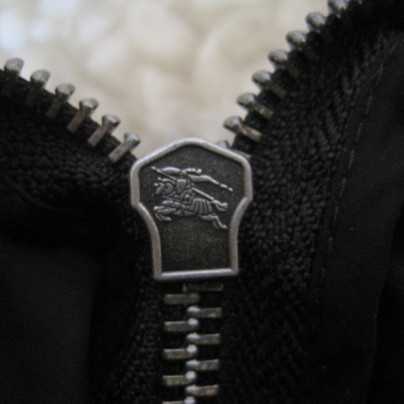 Authentic Burberry Brit Men's Nylon Toiletry Bag - Picture 6 of 7